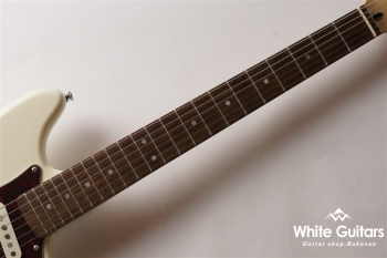 Paranormal Cyclone - Pearl White